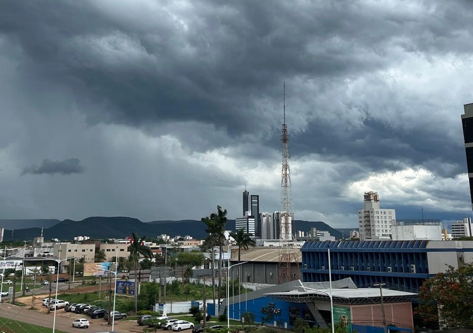 Fim de semana segue com previsão de chuva para o Tocantins; veja cuidados com a energia elétrica em caso de alagamentos