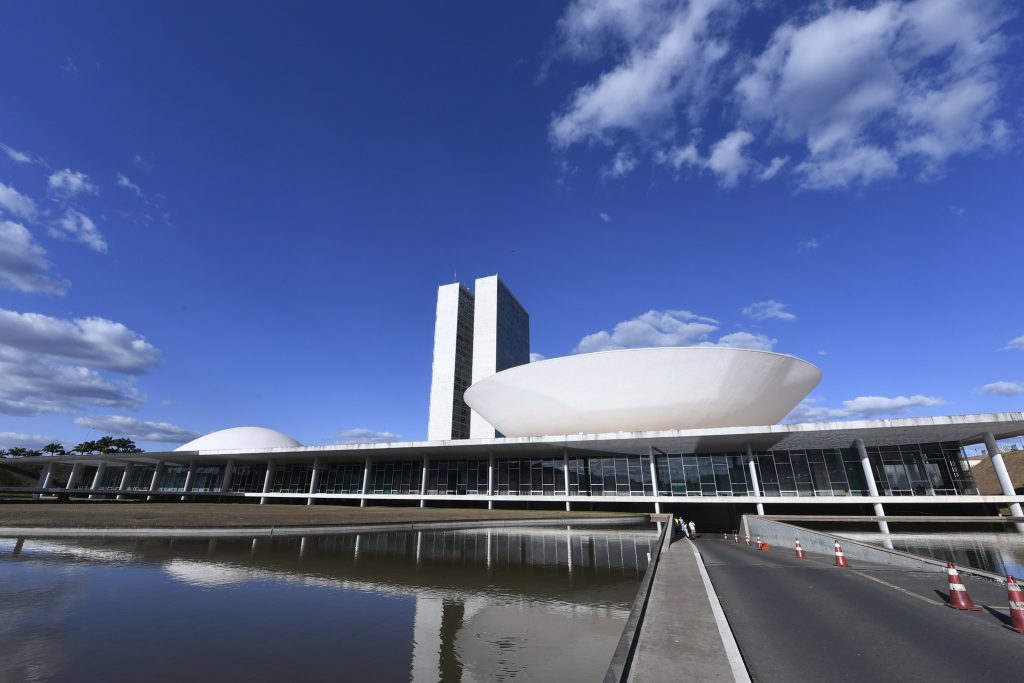 Conselho do Congresso defende análise de projetos que criam cotas para obras nacionais no streaming