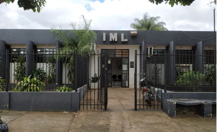 Carro abandonado levou polícia a encontrar corpo de mulher em quarto; neto foi preso pela PM