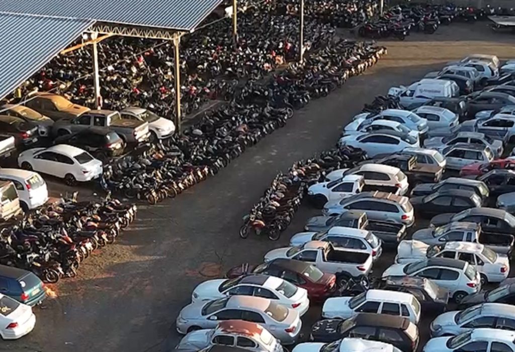 Mais de 300 veículos e sucatas serão leiloados com lances a partir de R$ 50 no Tocantins; confira