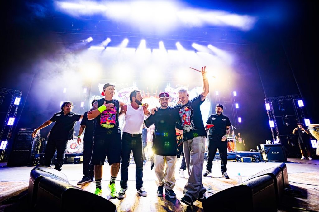 Show do Tihuana no The Town terá participação de Andreas Kisser, do Sepultura