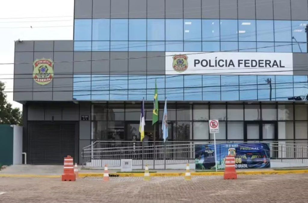 PF prende suspeitos de causar prejuízo de R$ 800 mil a banco fraudando empréstimos com documentos falsos