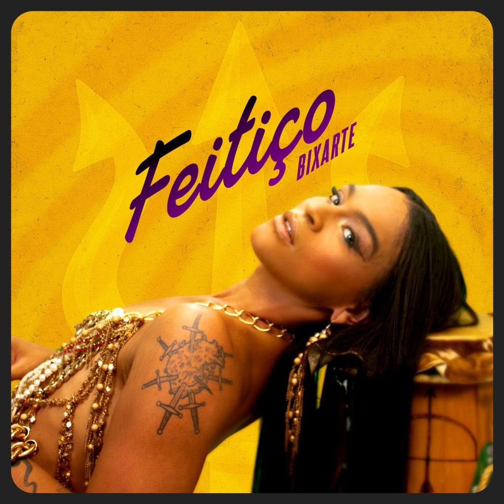 Bixarte bate o tambor para professar fé, diversidade e resiliência no pulso firme do rap que impulsiona o álbum ‘Feitiço’