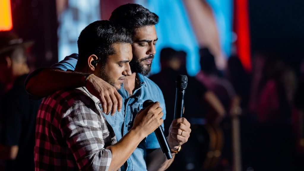 Spotify revela hits e artistas mais ouvidos em 2025; lista do Brasil é dominada por sertanejo, pagode e funk