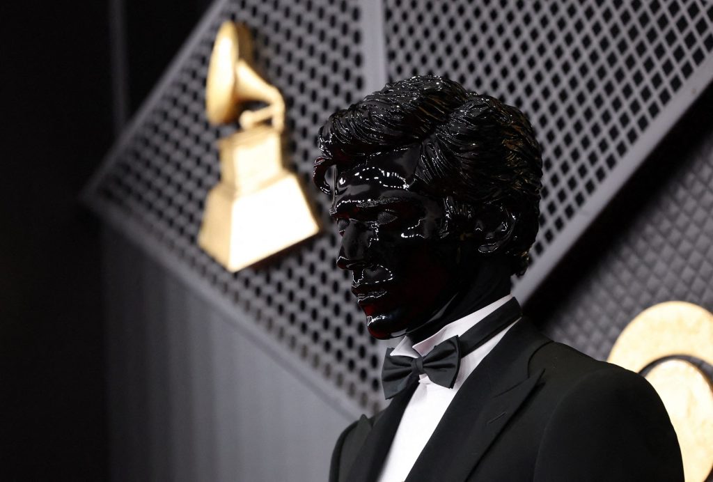 Gesaffelstein: visual de produtor de Lady Gaga chama a atenção no Grammy 2026
