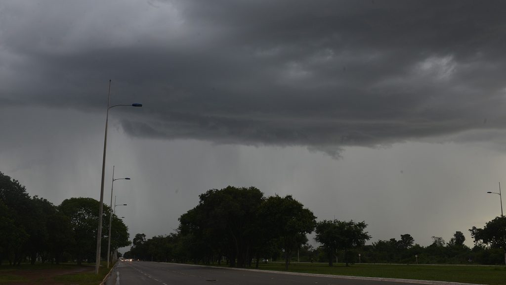 Tocantins tem alerta de chuvas intensas durante o fim de semana; veja previsão